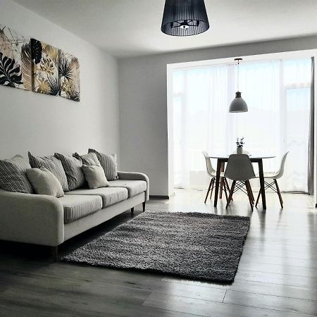 Alexa Apartament Târgu-Mureş Exteriör bild