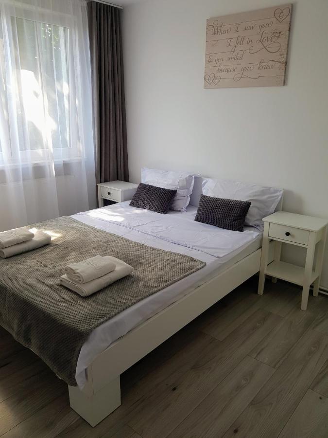 Alexa Apartament Târgu-Mureş Exteriör bild